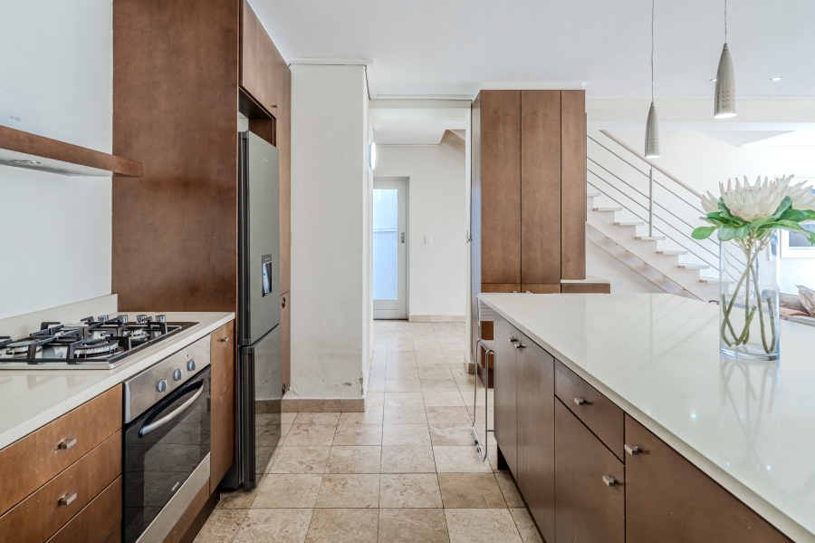 2 Bedroom Property for Sale in Camps Bay Western Cape